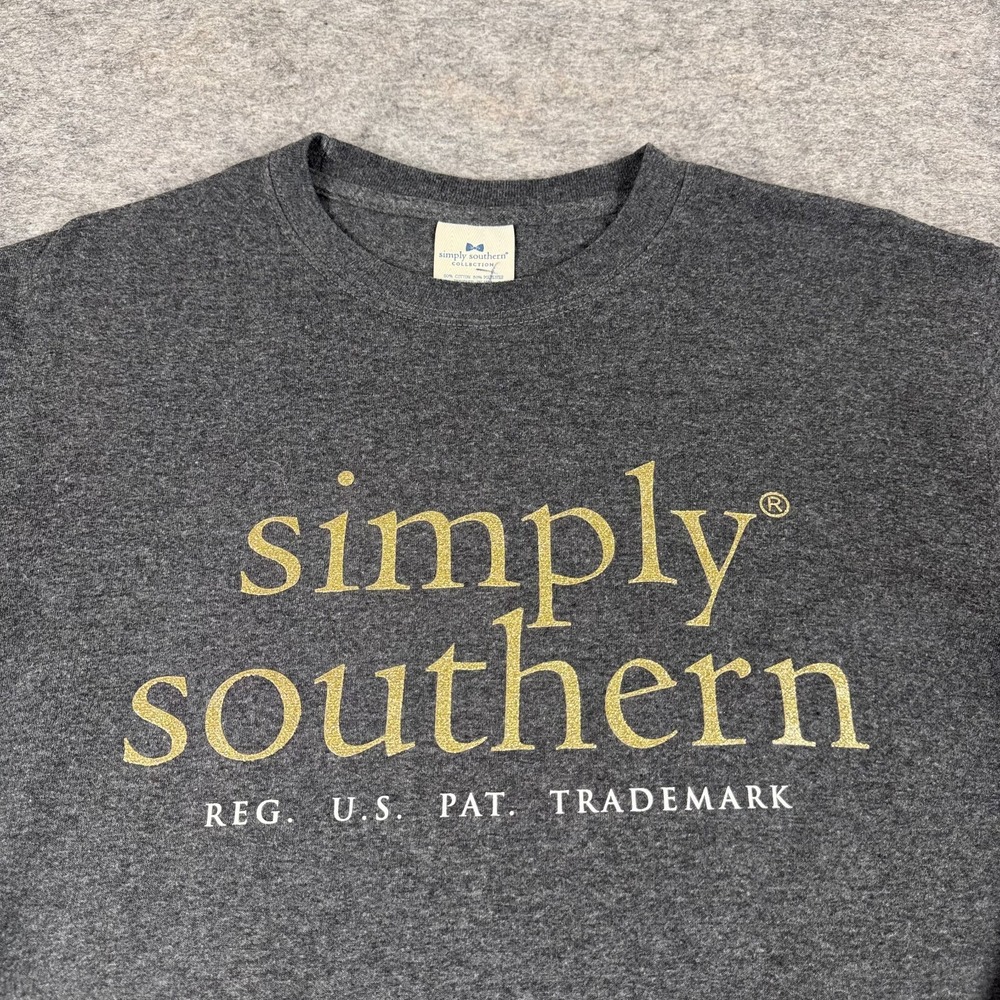 Simply Southern T-Shirt Long Sleeve Christmas Golden Retreiver Womens Medium M - Picture 3 of 9
